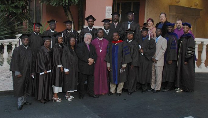 graduation12009b.jpg